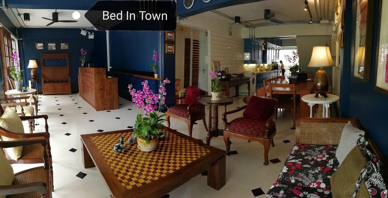 Bed In Town Hostel Chiang Mai Exterior photo